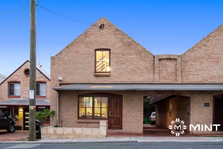 1/11 Jewell Pde, North Fremantle WA 6159