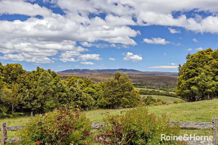 Fifth view of Homely house listing, 1 Maugers Road, Robertson NSW 2577