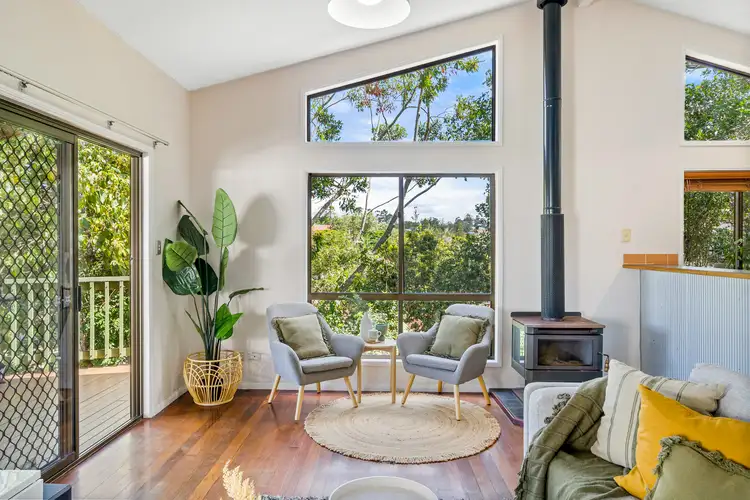 7 Mascotte Court, Eatons Hill QLD 4037