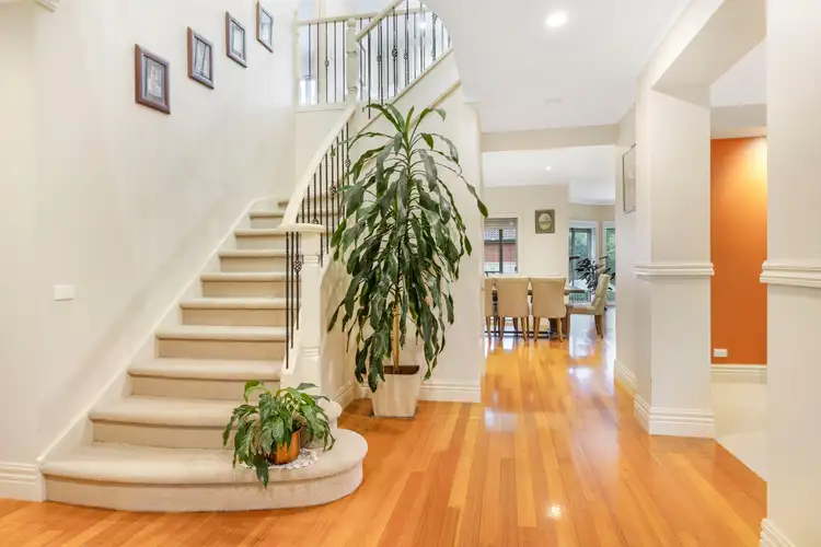 Fourth view of Homely house listing, 28 Flinders Chase, Pakenham VIC 3810