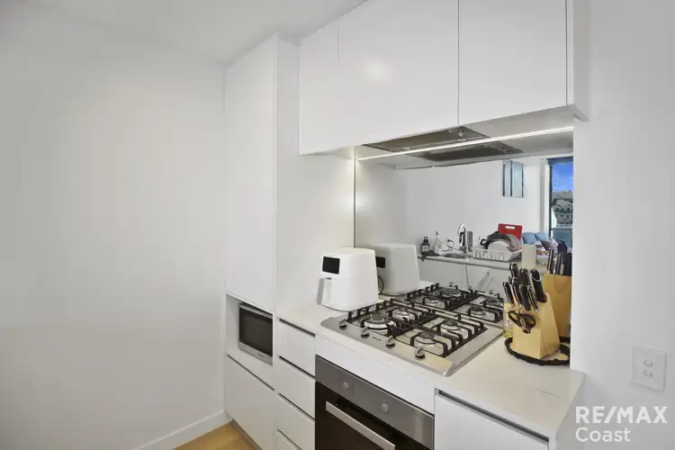 Fourth view of Homely apartment listing, 914/477 Boundary Street, Spring Hill QLD 4000