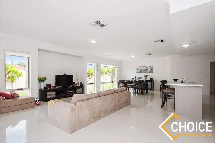 Fifth view of Homely house listing, 2 Drosera Approach, Wattle Grove WA 6107