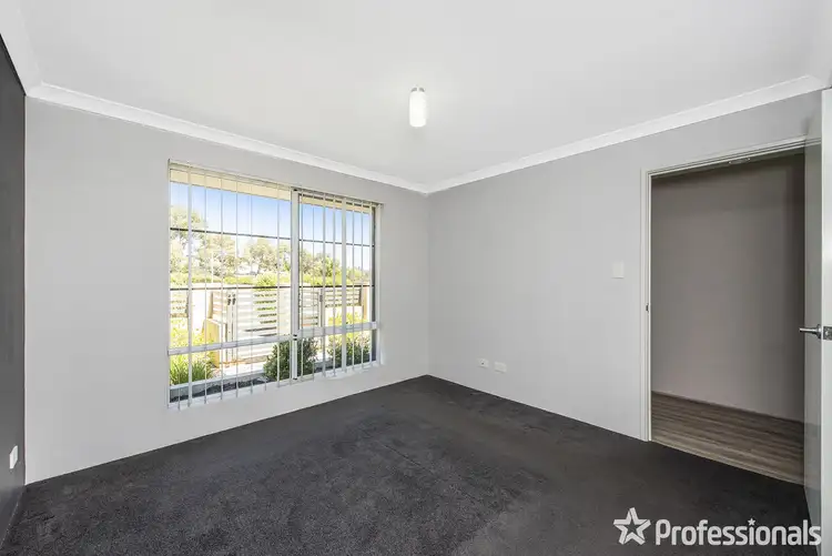 Fourth view of Homely house listing, 17 Devine Court, Baldivis WA 6171