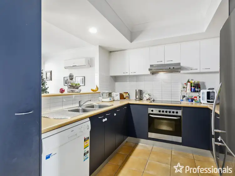 27/31 Archipelago Street, Pacific Pines QLD 4211