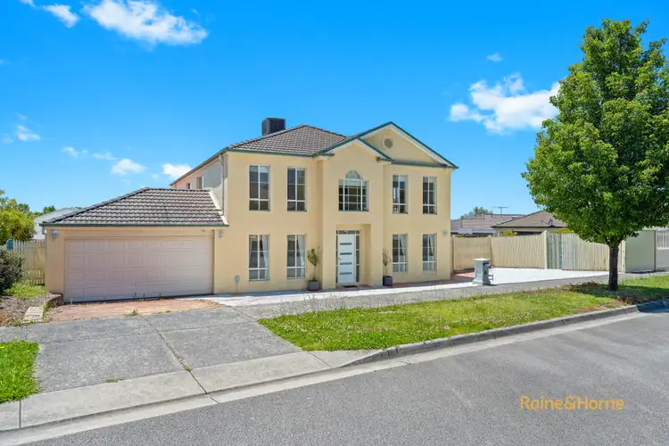 Second view of Homely house listing, 7 Davy Court, Narre Warren South VIC 3805