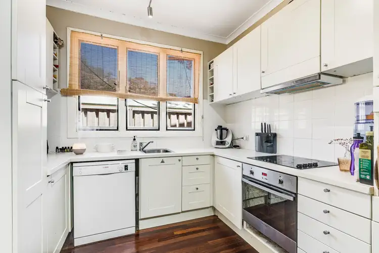 13 Egeus Way, Coolbellup WA 6163