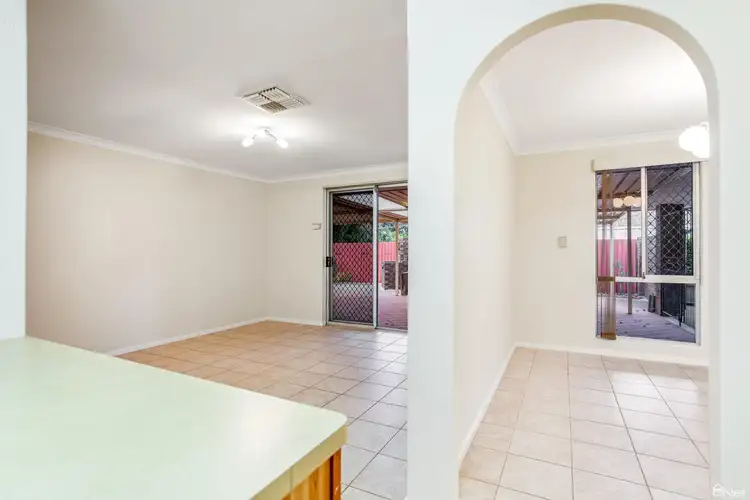Seventh view of Homely house listing, 3 Tall Karri Close, Camillo WA 6111