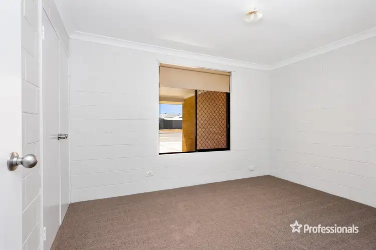 Sixth view of Homely unit listing, 4/63 Forrest Street, Boulder WA 6432