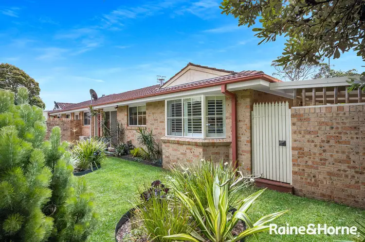 Main view of Homely villa listing, 4/137 Scott Street, Shoalhaven Heads NSW 2535