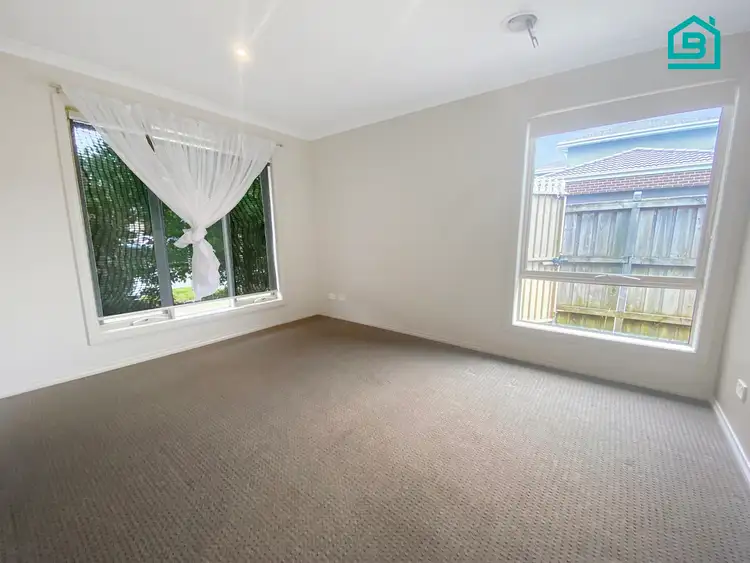 Fifth view of Homely house listing, 58 Linden Tree Way, Cranbourne North VIC 3977