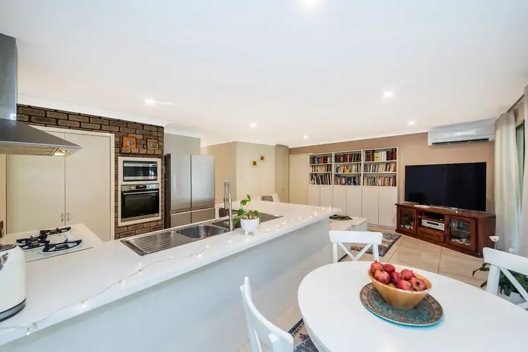 Sixth view of Homely house listing, 6 Arlington Drive, Willetton WA 6155
