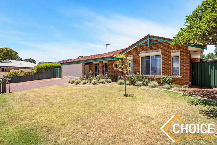 29 Emerald Court, Maida Vale WA 6057