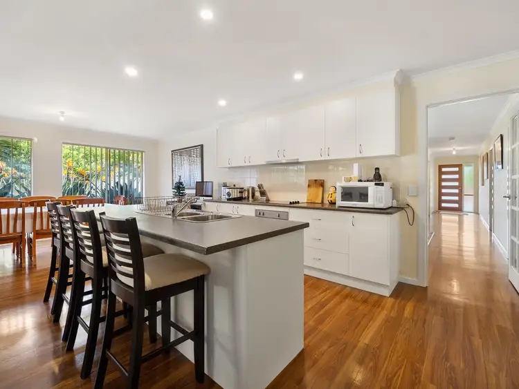 Fifth view of Homely house listing, 3 Olinda Court, Leongatha VIC 3953