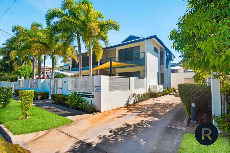 2/80 Cook Street, North Ward QLD 4810