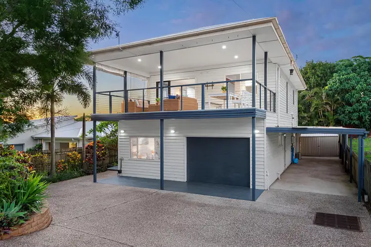 7 School Lane, Manly QLD 4179