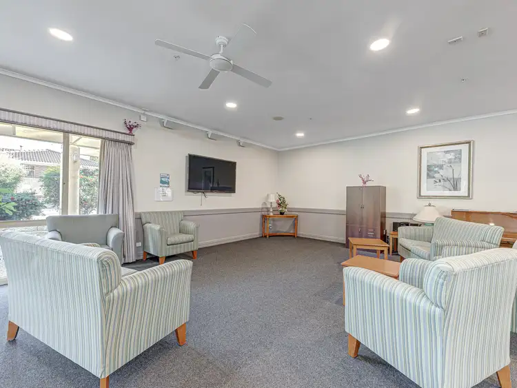 Fourth view of Homely house listing, 135 Elmglade Close, West Albury NSW 2640