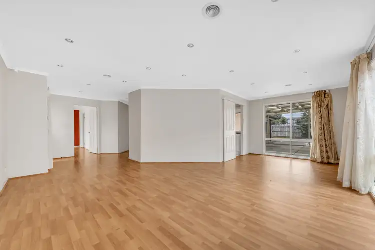 Second view of Homely house listing, 15 Columbia Circuit, Broadmeadows VIC 3047