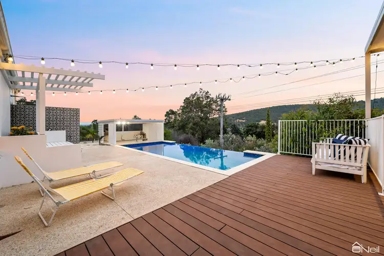 2 Bromfield Drive, Kelmscott WA 6111