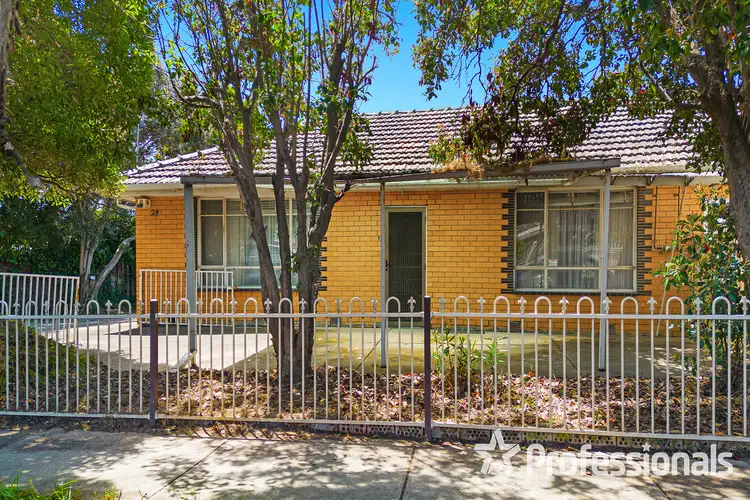 1/24 Victor Street, Sunshine North VIC 3020