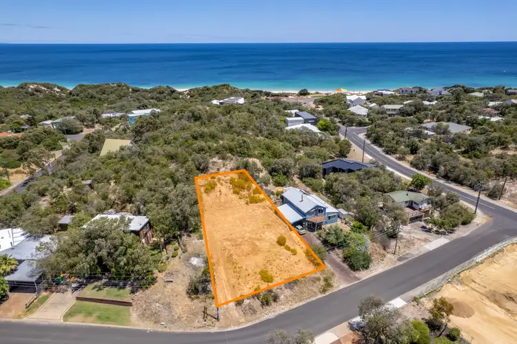8 Hardey Terrace, Peppermint Grove Beach WA 6271