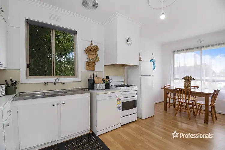 Third view of Homely house listing, 68 Kenna Avenue, Hamilton VIC 3300