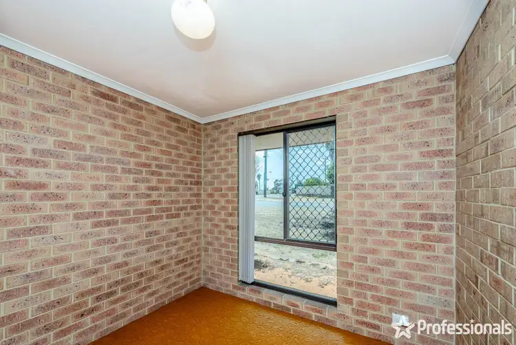 Seventh view of Homely house listing, 2 King Street, Wonthella WA 6530