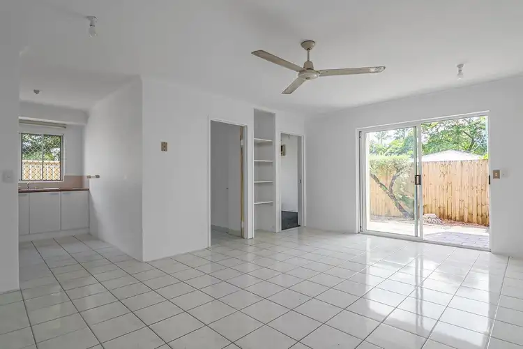 4/21 Moody Street, Manunda QLD 4870