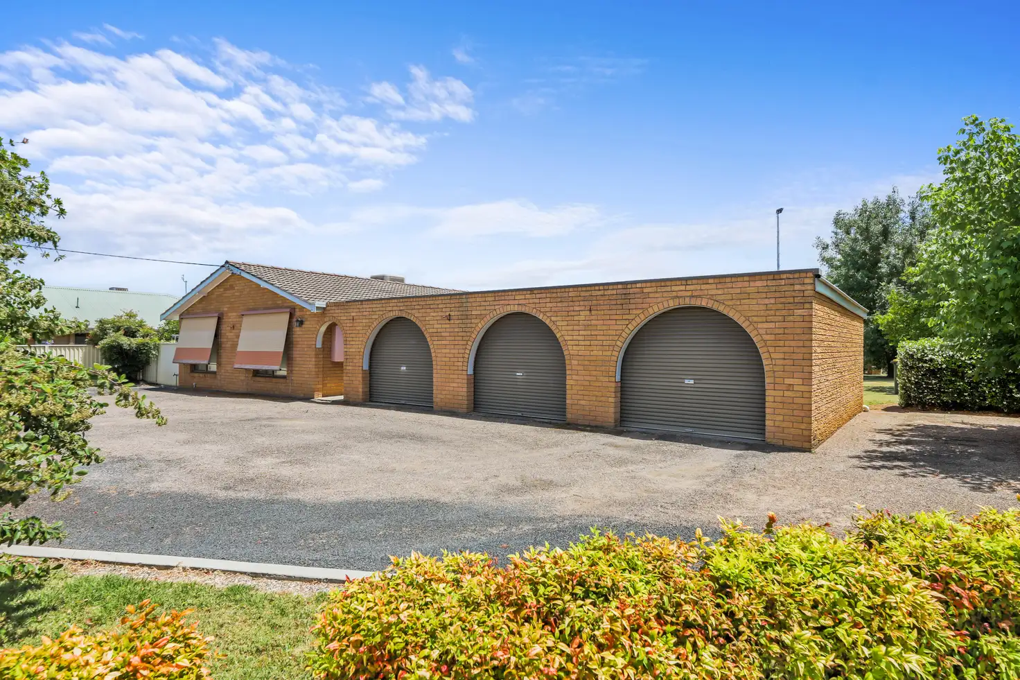Main view of Homely villa listing, 2/40 North Street, North Tamworth NSW 2340