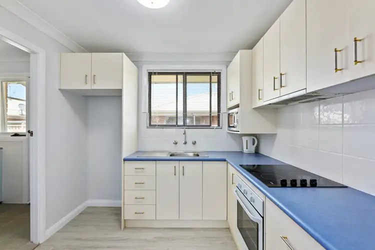 Third view of Homely villa listing, 2/40 North Street, North Tamworth NSW 2340