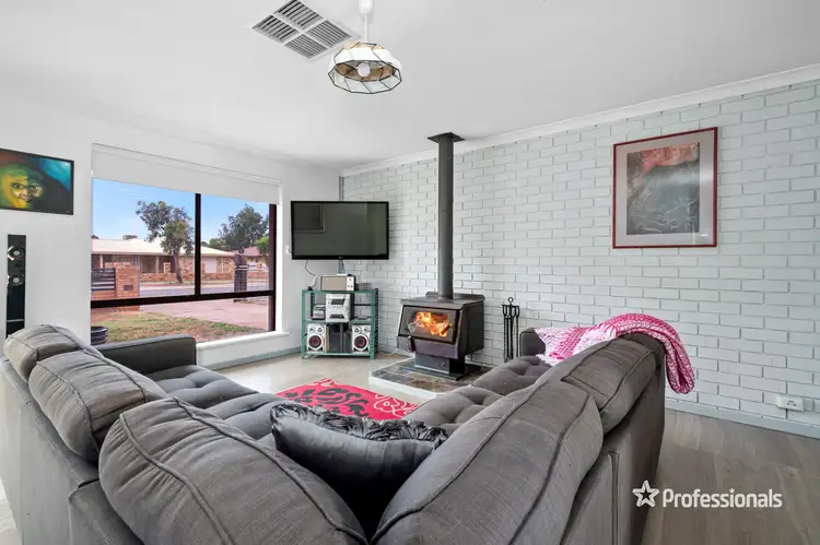 12 Joyce Drive, Boulder WA 6432