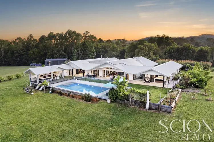 25 Leggetts Loop, Kin Kin QLD 4571