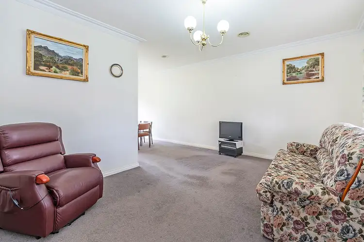Fifth view of Homely house listing, 4 Lakeside Court, Hamilton VIC 3300