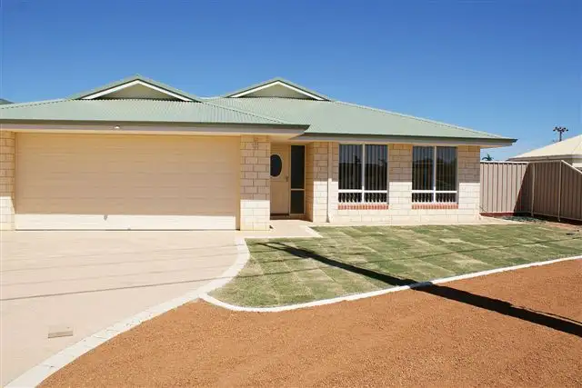 27B Flores Road, Wonthella WA 6530