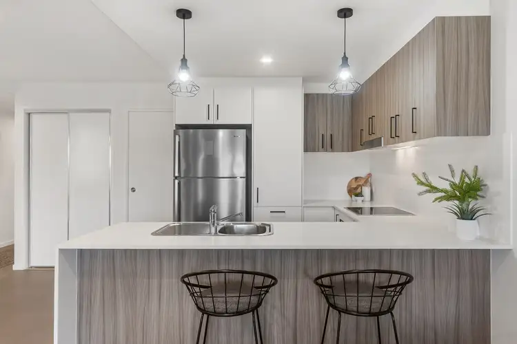 Fourth view of Homely unit listing, 2/15 Besham Parade, Wynnum QLD 4178