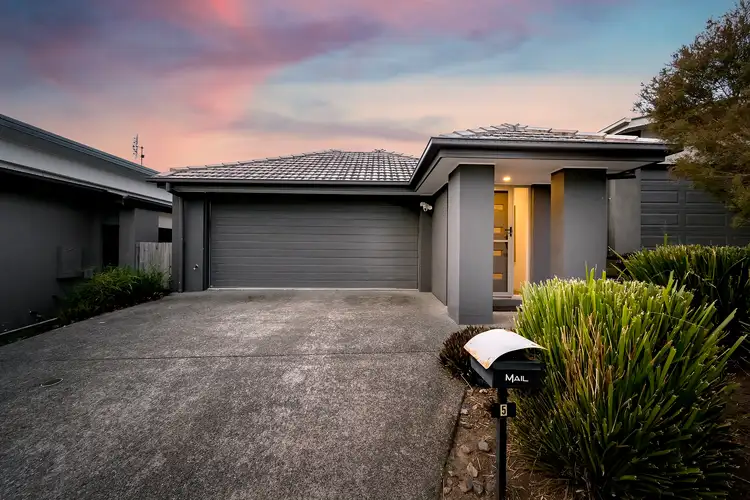 5 Caulfield Court, Pimpama QLD 4209