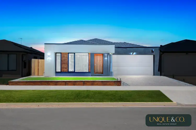 65 Curtin Drive, Deanside VIC 3336