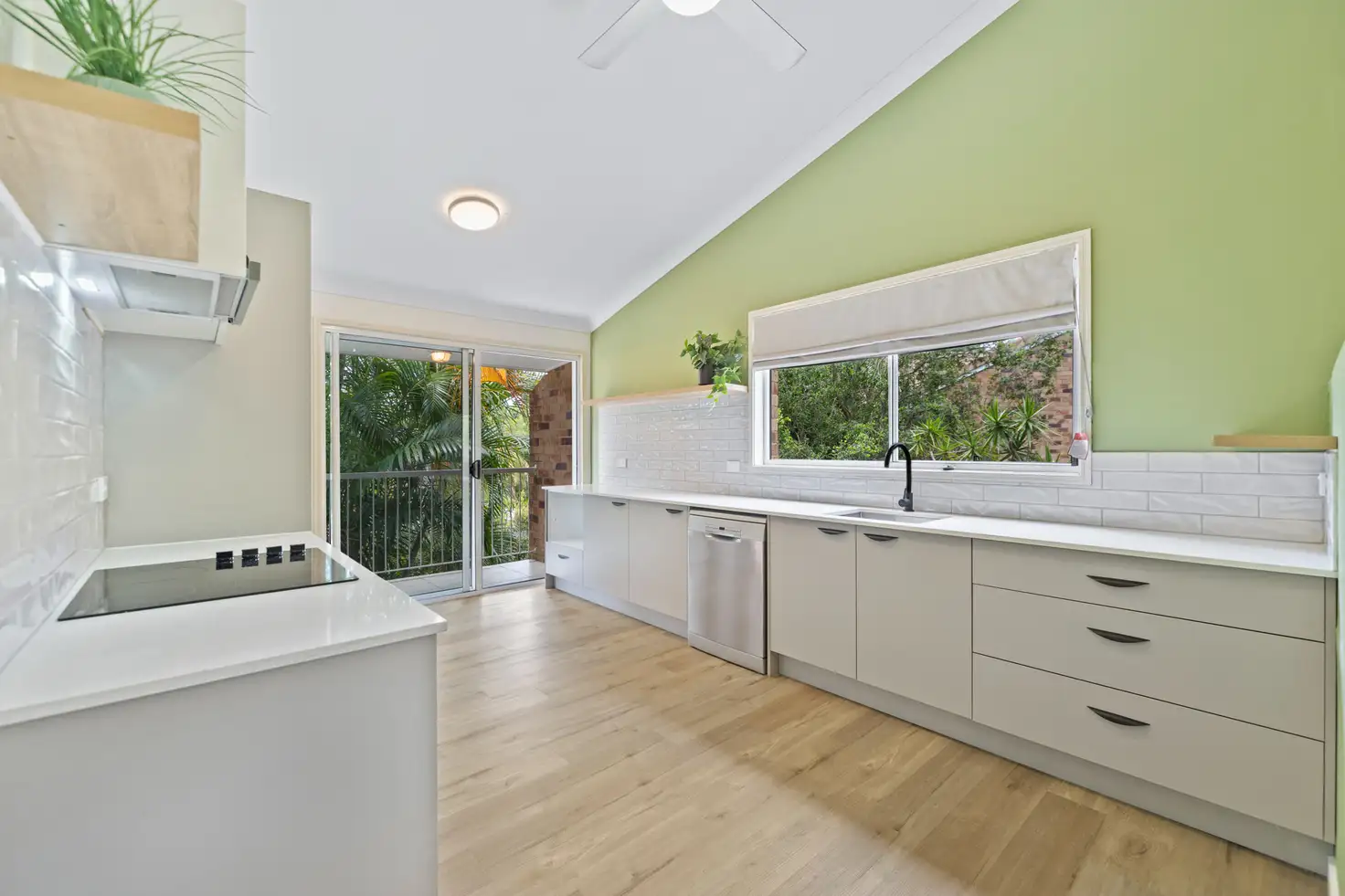 Main view of Homely townhouse listing, 31/85 View Crescent, Arana Hills QLD 4054