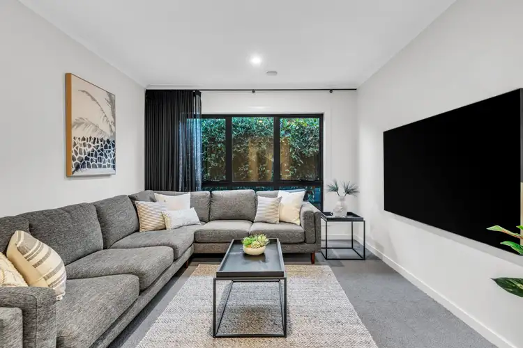 Sixth view of Homely house listing, 37 Flanagan Crescent, Cranbourne South VIC 3977