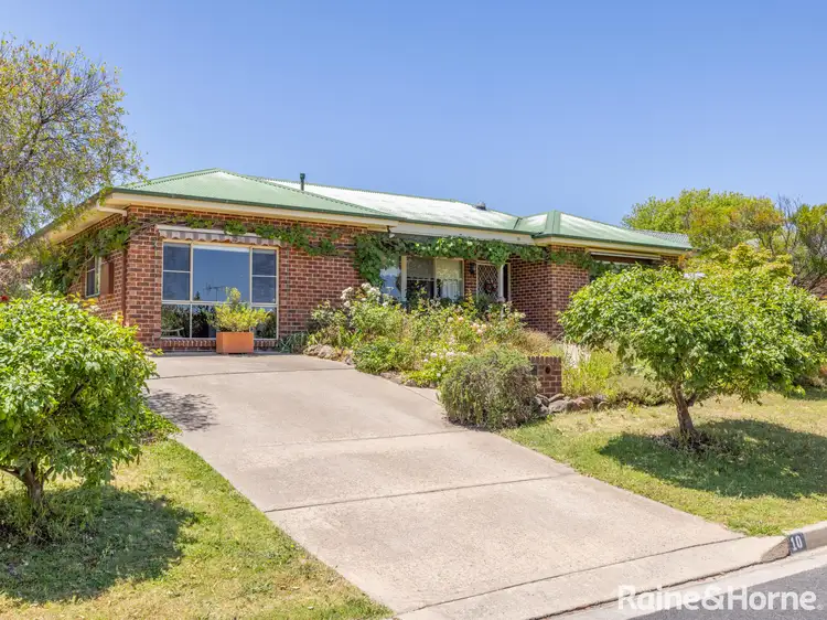 10 Opperman Way, Windradyne NSW 2795