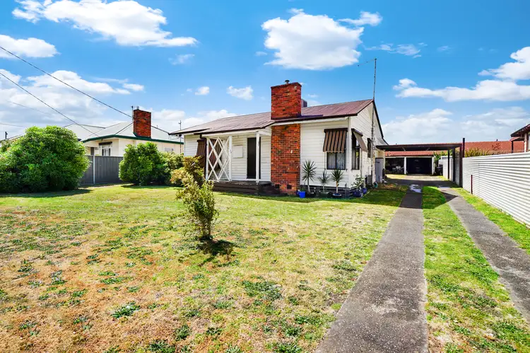 8 Mount Street, Ararat VIC 3377