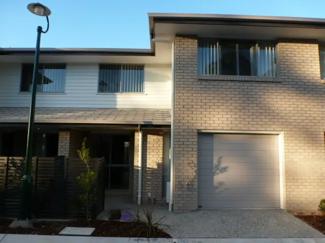 86 CARSELGROVE AVENUE
