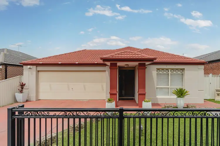 Main view of Homely house listing, 40 Long Island Circuit, Craigieburn VIC 3064