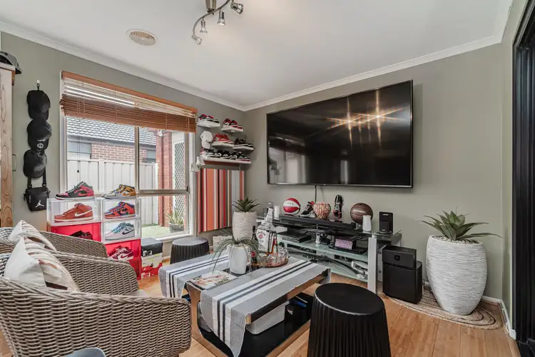 Sixth view of Homely house listing, 40 Long Island Circuit, Craigieburn VIC 3064