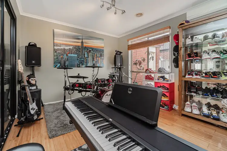 Seventh view of Homely house listing, 40 Long Island Circuit, Craigieburn VIC 3064