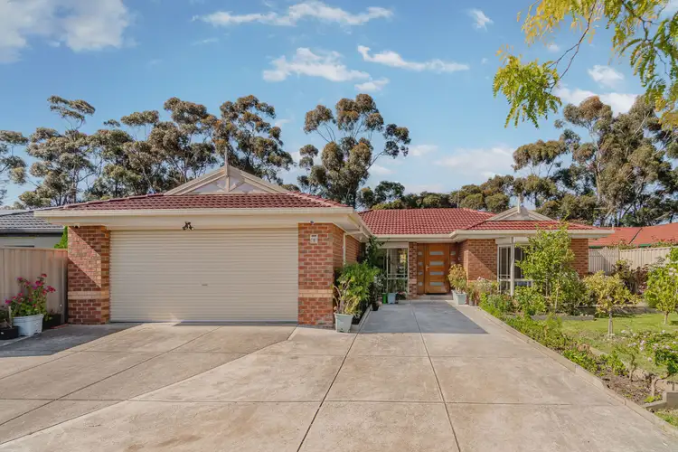 7 Bonney Place, Roxburgh Park VIC 3064