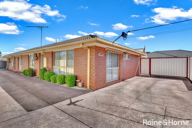 Second view of Homely house listing, 1/15 Northern Crescent, Craigieburn VIC 3064