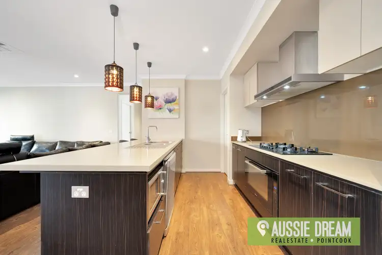 Fifth view of Homely house listing, 16 Stoneleigh Circuit, Williams Landing VIC 3027