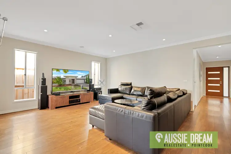 Sixth view of Homely house listing, 16 Stoneleigh Circuit, Williams Landing VIC 3027