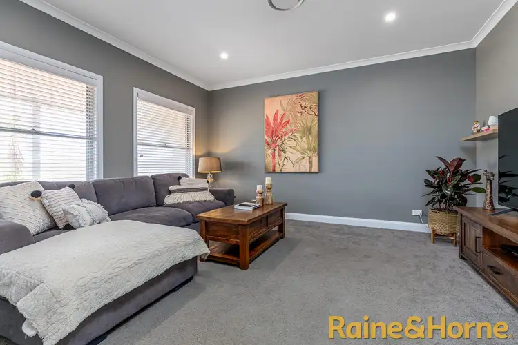 Fifth view of Homely house listing, 28 Lansdowne Drive, Dubbo NSW 2830