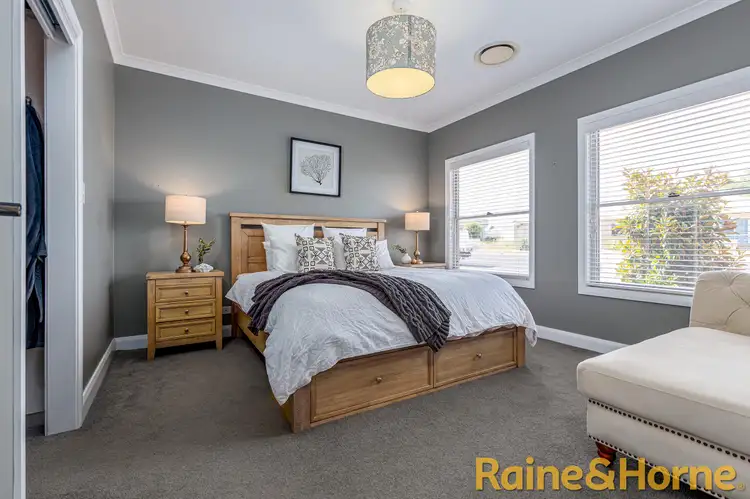 Sixth view of Homely house listing, 28 Lansdowne Drive, Dubbo NSW 2830